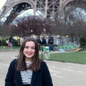 Meet your Posher, Elizabeth